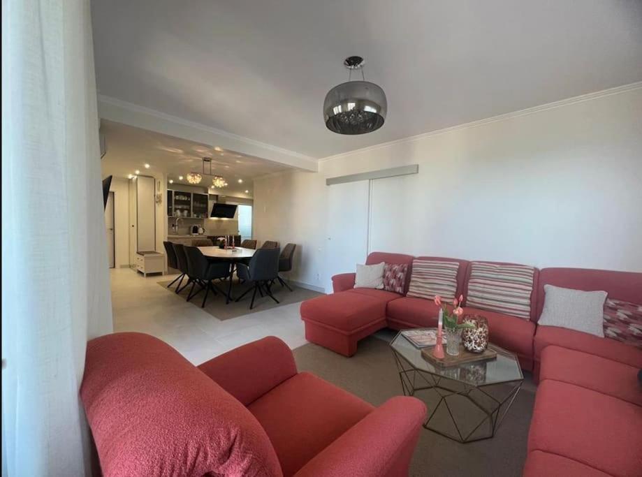 Apartamento Cunit, Front Line With Sea View Exterior foto